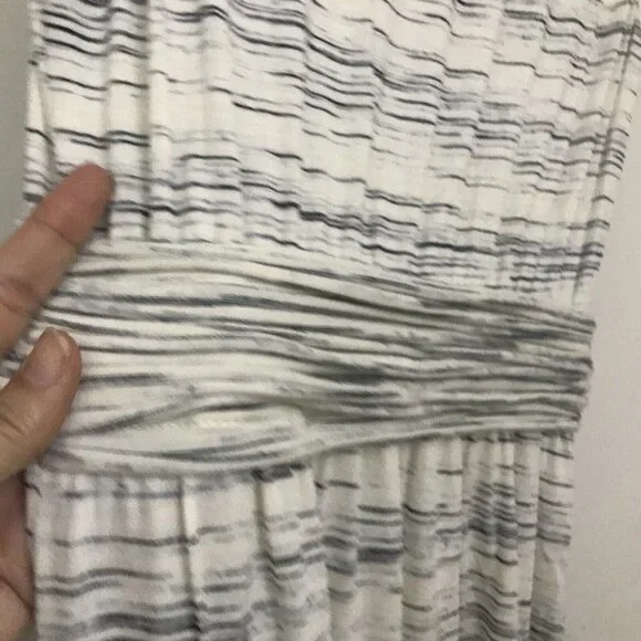 Max Studio Womens Long Dress Maxi V Neck Sleeveless Rayon Blend Size M New - Picture 10 of 12